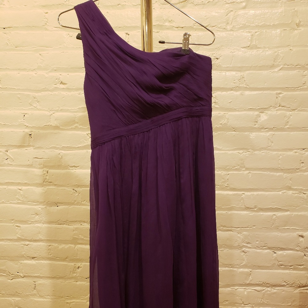 Silk A-symmetrical shoulder dress